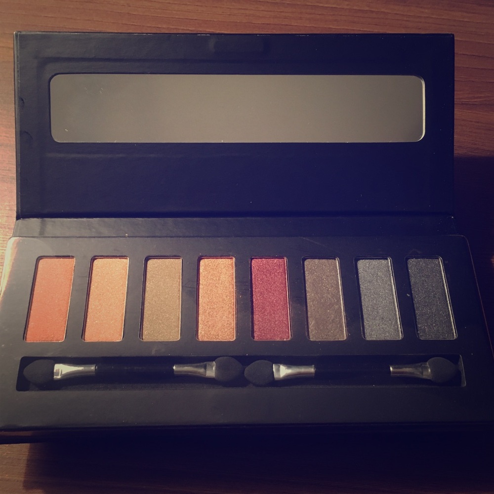BRAND NEW Eyeshadow Palette